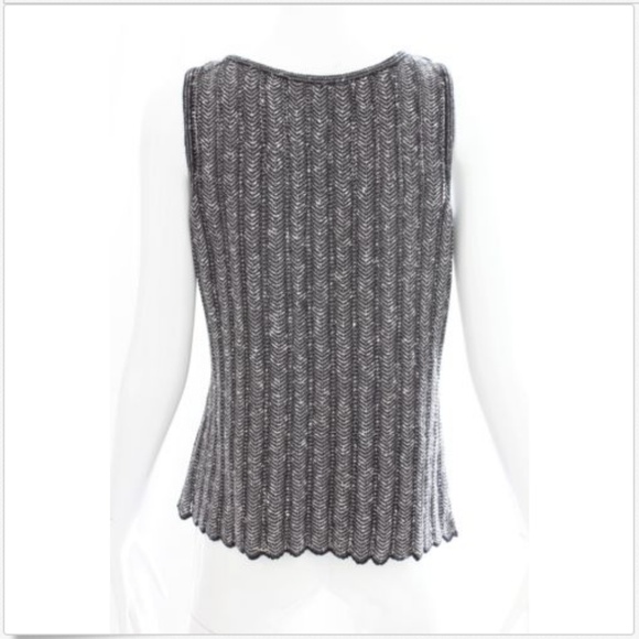 St. John Top Scoop Neck Scallop Hem Knit M - Picture 4 of 6